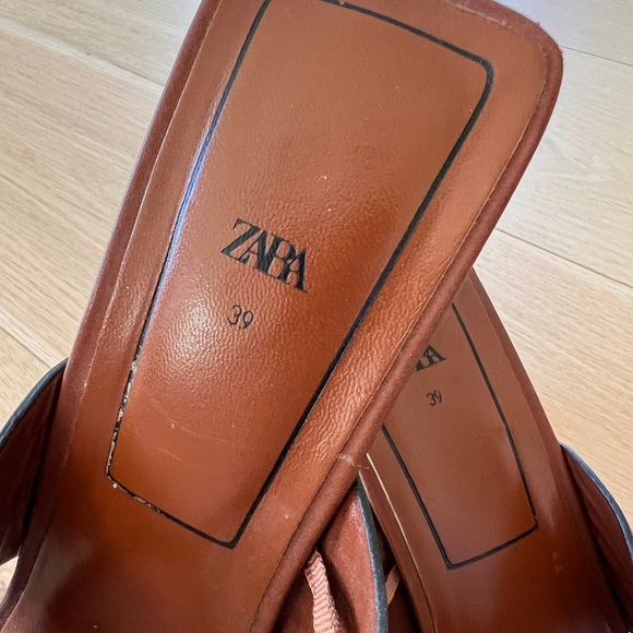 ZARA Brown Leather Crossover Block Heel Mules – Size 39 – Worn Twice - Picture 4 of 8